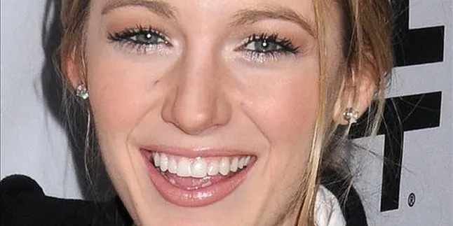 Blake Lively Jadi Pecandu Narkoba