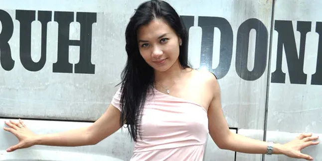 Album Ke-4, Ika Putri Gaet Bebi Romeo