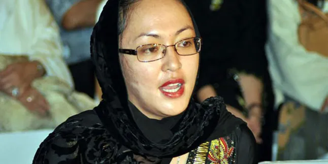 Angie Tetap Merasa Dijaga Adjie