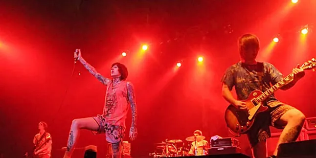 'It Never Ends' Jadi Pembuka Konser Bring Me The Horizon