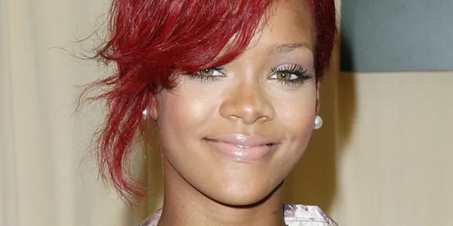 Rihanna Dapat Kejutan Ultah Dari Snoop Dog Rihanna Dapat Kejutan Ultah Dari Snoop Dog