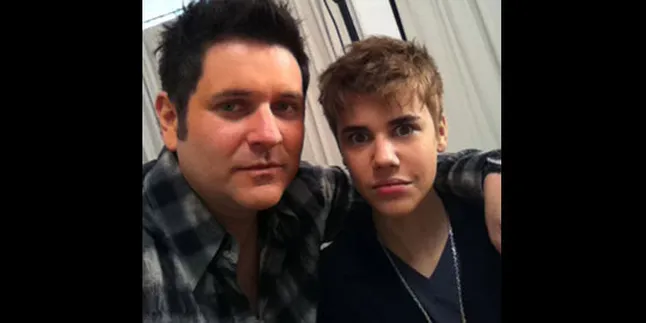 Bieber Berikan Rambutnya ke Ellen DeGeneres