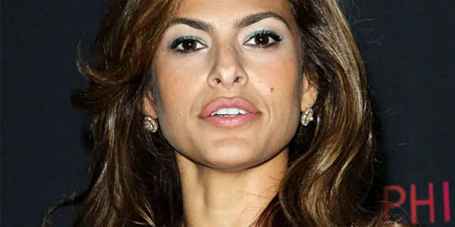 Foto-Foto Bugil Eva Mendes Hilang!