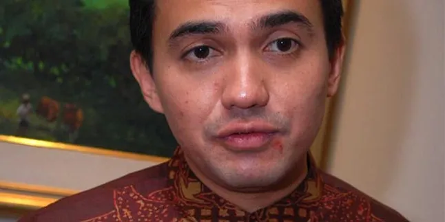 Sahrul Gunawan Urung Ajak Anak Umroh