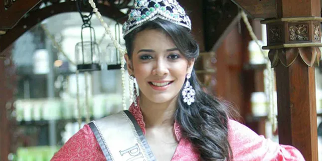 Puteri Indonesia Demo Perawatan Foot Spa ke Menkes Malaysia