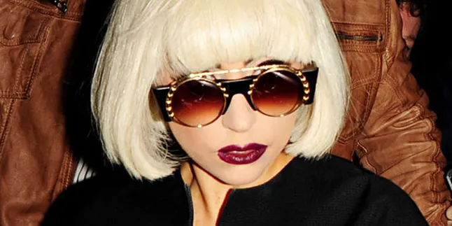Lady GaGa Bakal Jadi Ibu Baptis Putra Elton John?