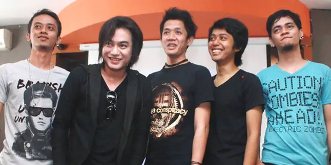 Ganti Personil, Asbak Band Pindah Haluan