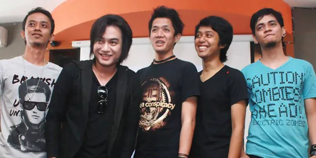 Asbak Pecah, Fans Tetap Dukung Capoenk