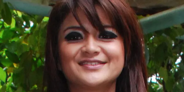 Sarah Hadju Sumbang Dua Lagu Untuk Cokelat