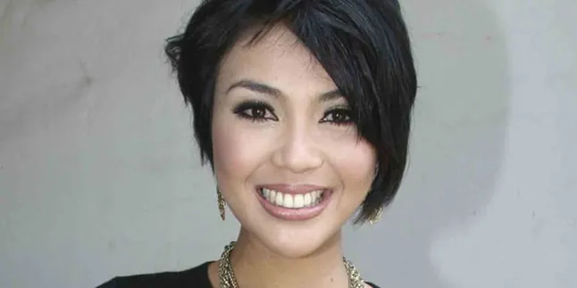 Lusy Rahmawati Nikah Diam-Diam