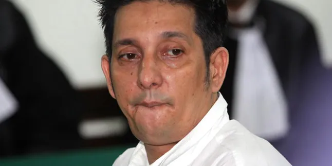 Ibra Azhari Dituntut 8 Tahun Penjara Ibra Azhari Dituntut 8 Tahun Penjara