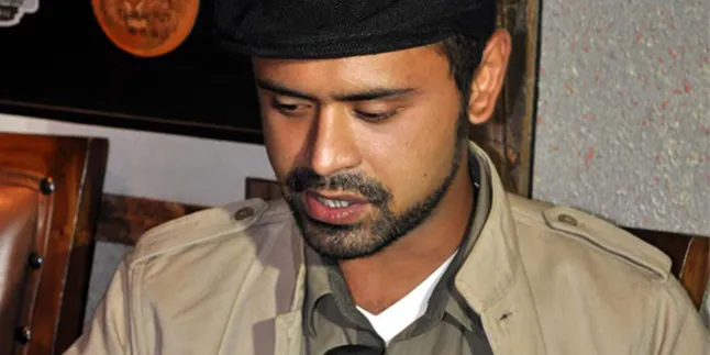 Mike Lucock Terimbas Karakter Konyol