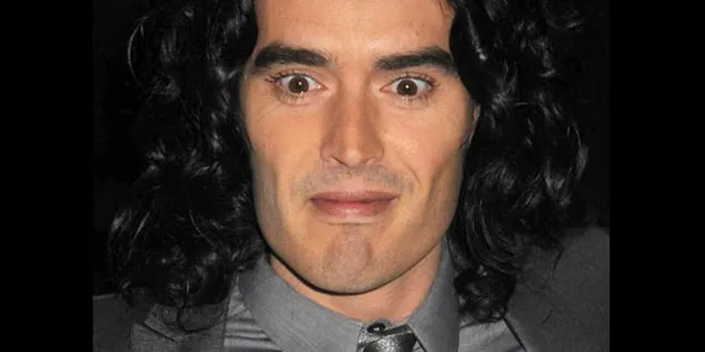 Russell Brand, Suami Takut Istri!