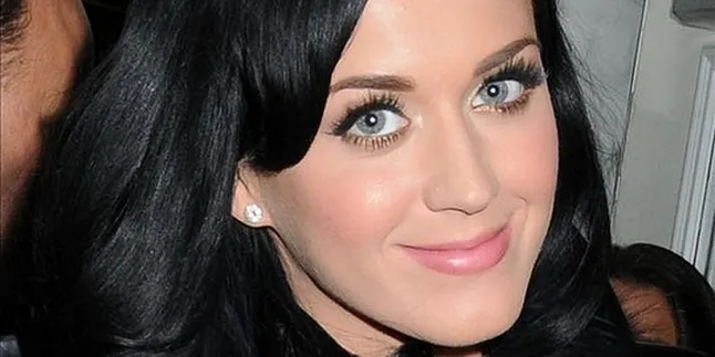 Katy Perry is the New Face of Good Hair Day
