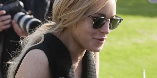 Lindsay Lohan Kembali Anut Kabbalah