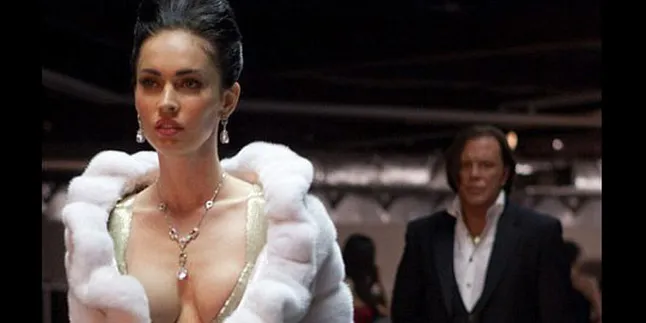 Megan Fox Buat 'Bad Record' Lagi