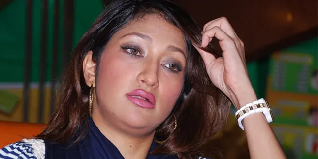 Saat Mukul Rahma Azhari Dalam Pengaruh Alkohol