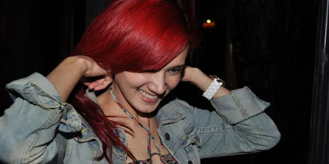 Di Tangan Dhani Karir Mulan Tak Akan Meredup