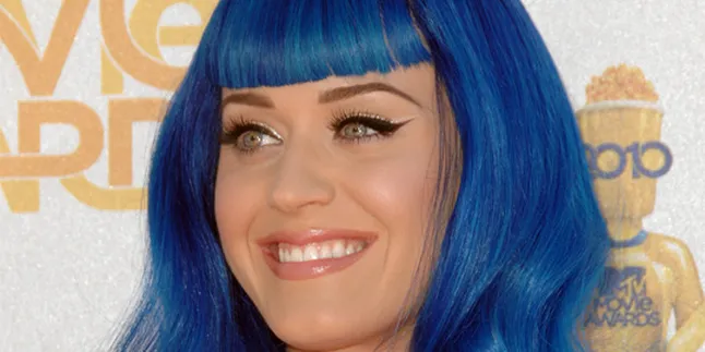 Katy Perry: Kolektor atau Tradisi?