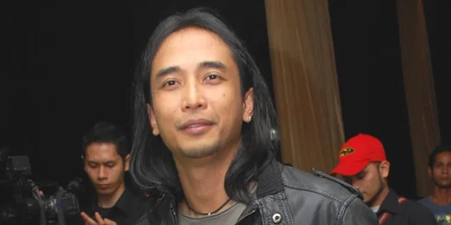 Piyu Jadi Model Klip Gratisan Buat Zewex