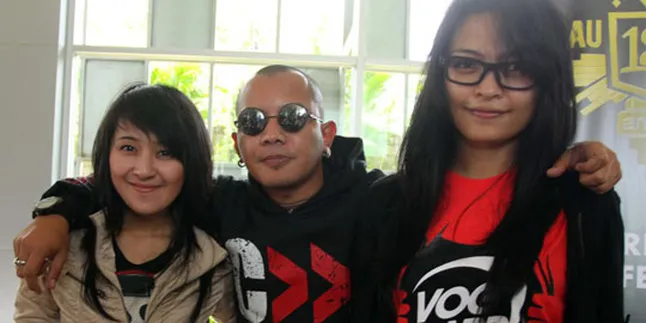 Kotak Ganti Segitiga Bikin Tantri Tertawa