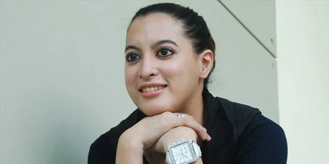 Jane Shalimar Jadi Istri Sutiyoso