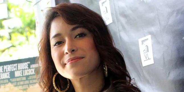 Vera Lasut Ikutkan Film Perdana ke Festival International