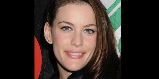 Liv Tyler Dikira Banci