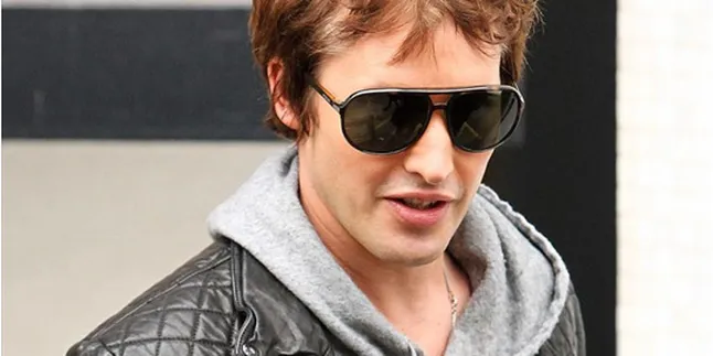 James Blunt Akan Main Organ di Royal Wedding?