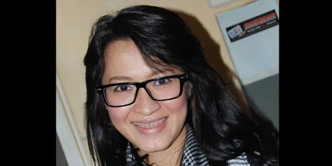 Okie Agustina Ingin Menikah Untuk Terakhir Kali