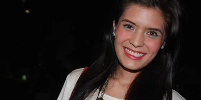 Carissa Putri Lebih Suka Berhimpitan