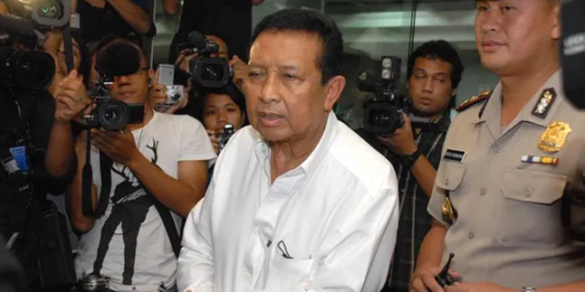 Anak Moerdiono Tak Mau Rawat Ayahnya?