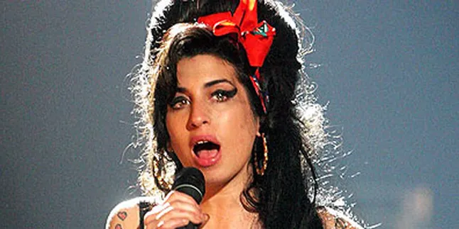 Amy Winehouse Mendadak Bersih