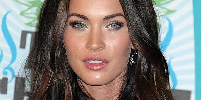 Megan Fox Dikontrak Untuk Sekuel 'KNOCKED UP'