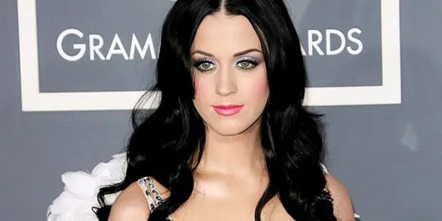 Bantuan Tsunami Perry - Bieber - Spears Cuma Hoax! Bantuan Tsunami Perry - Bieber - Spears Cuma Hoax!