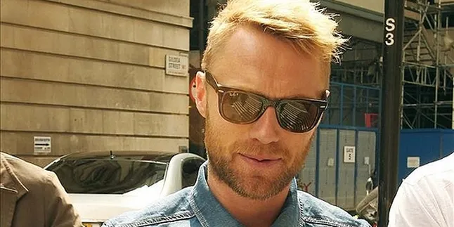 Album Baru Ronan Keating Dikecam Habis-Habisan
