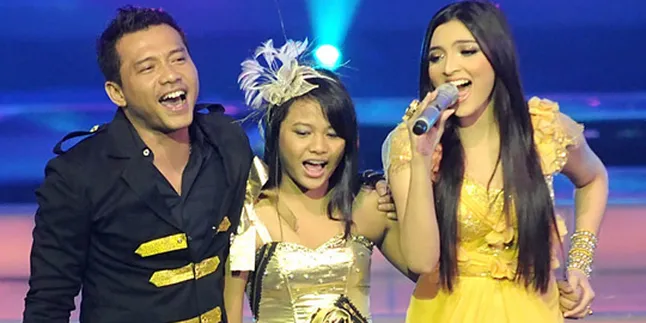 Kolaborasi Anang - Ashanty - Aurel di Resepsi KD