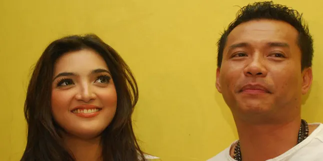 Usai Kondangan, Anang Pilih Makan di Restoran Hotel