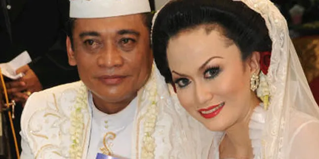 Sisca Dewi Cabut Laporan di Mabes Sisca Dewi Cabut Laporan di Mabes