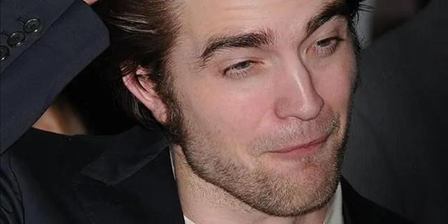 Robert Pattinson Terpaksa Diet Bir