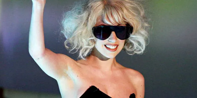 Wah, Lady GaGa Dikado 'Sex Doll'