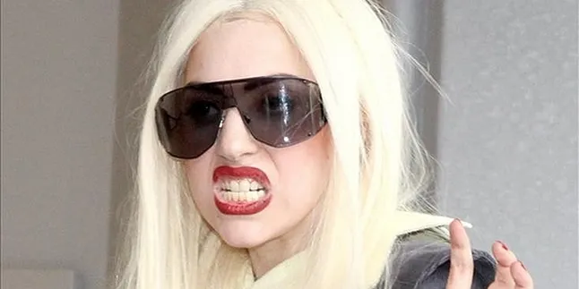 Lady GaGa Bakal Manggung di Bandara Carlisle!