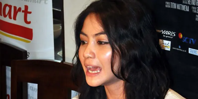 Revalina S Temat Tak Ragu Perankan Menuk