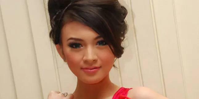 Saat SMU Donita Dijuluki Mayat Hidup