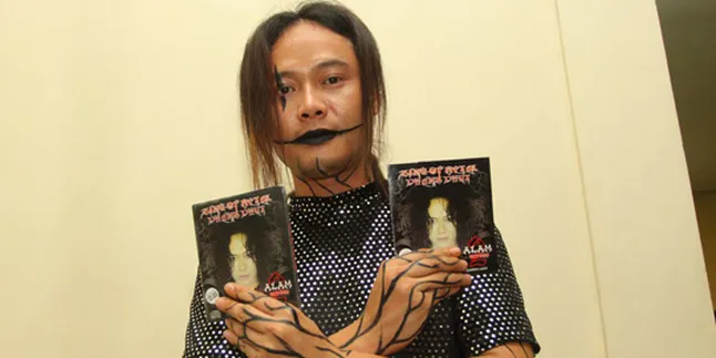 Setelah Mbah Dukun, Alam ke Tuyul Setelah Mbah Dukun, Alam ke Tuyul