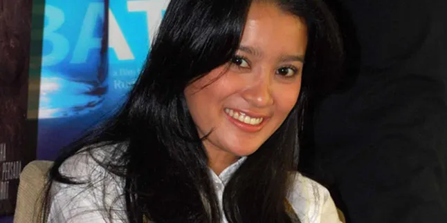 Marcella Zalianty Gelar Kompetisi Blog