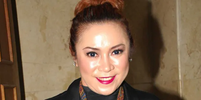 Melly Goeslaw Cari Bintang Lewat YouTube