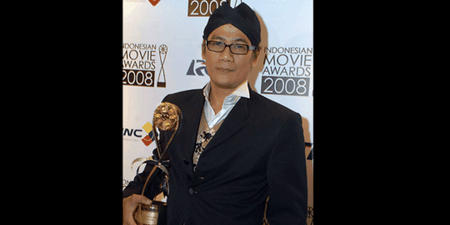 Tio Pakusadewo: 100 Juta Untuk Kritikus 'TEBUS'!