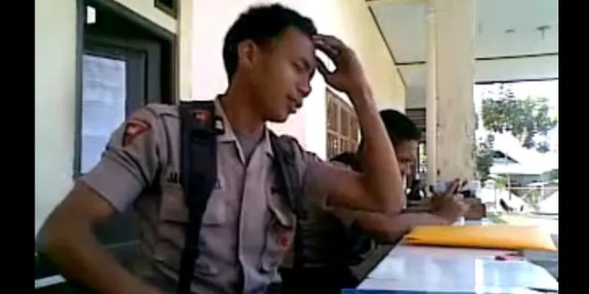 Sanksi! Briptu Norman Kamaru Banjir Dukungan