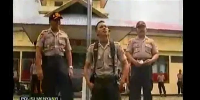 Kapolri Panggil Briptu Norman Kamaru